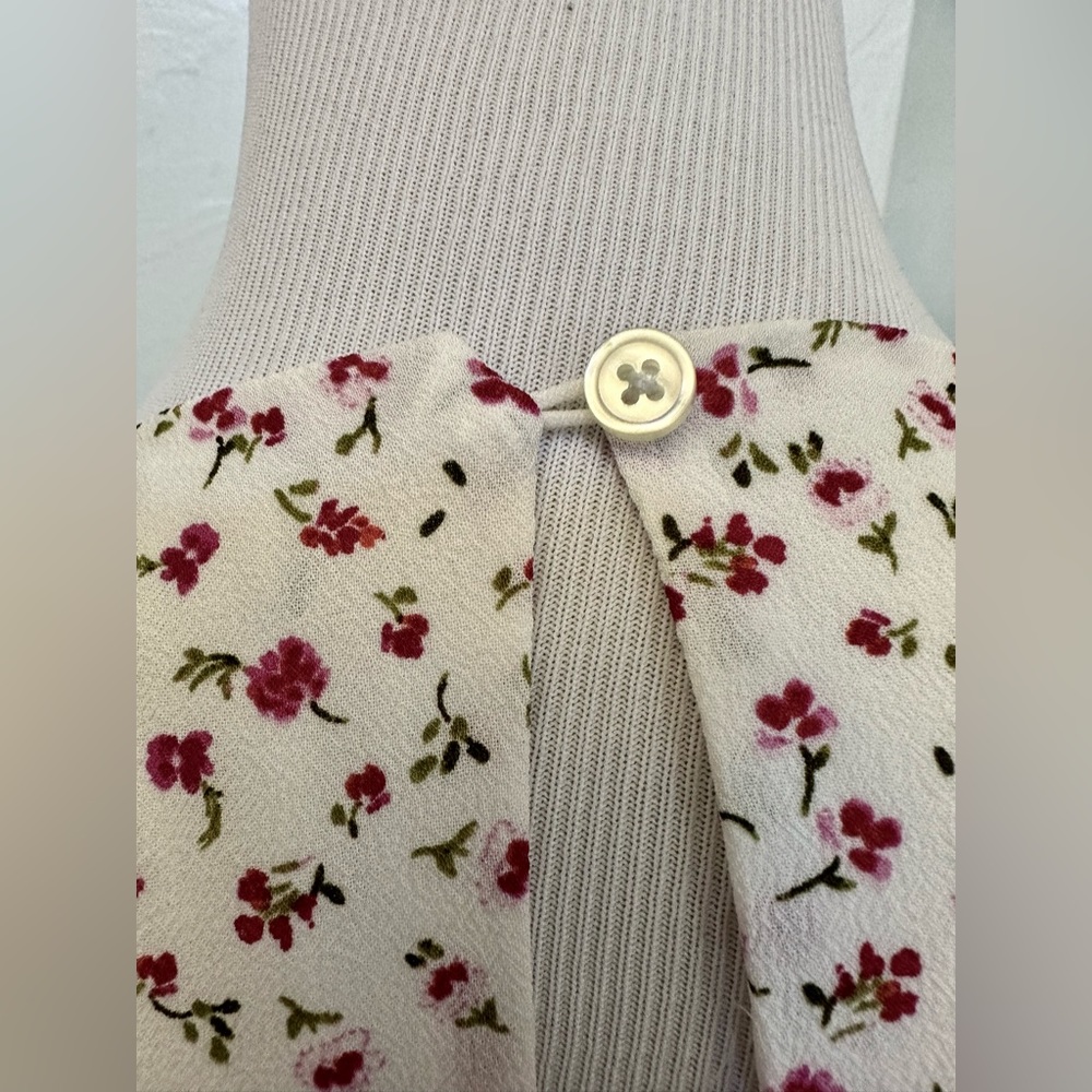 NEW 1. State GORGEOUS white floral wrap dress - senior photo or bridal DRESS - Picture 9 of 11